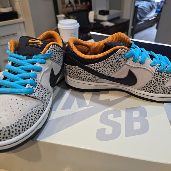 Nike SB Dunk Low Pro Electric Pack Phantom Black Monarch Size Mens 9 FZ1233 002 - Picture 3 of 9